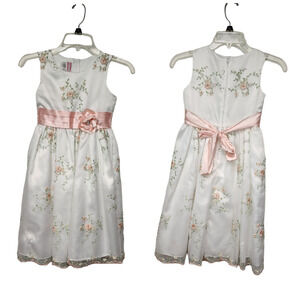 Rosenau Formal White Embroidered Floral Overlay Sleeveless A-Line Dress Size 7